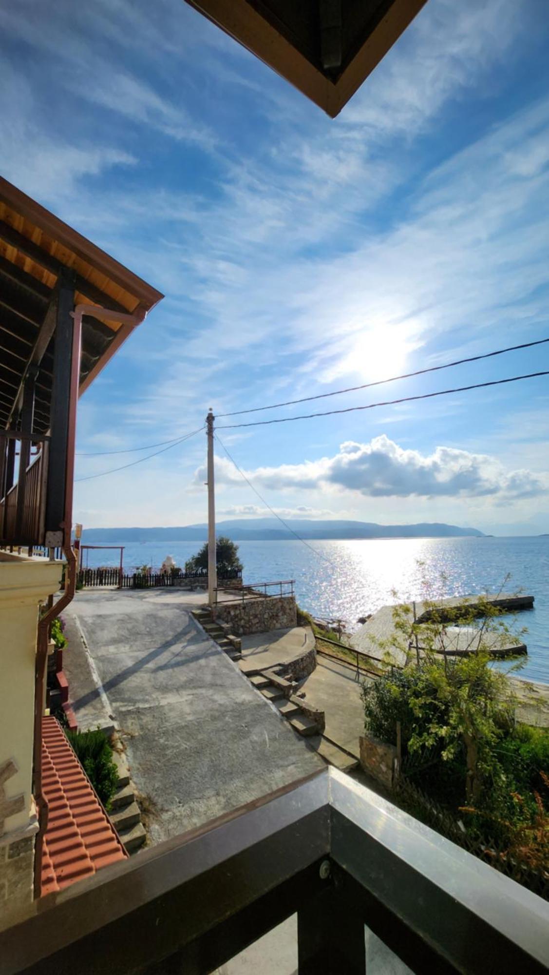Gianni'S Apartment By The Sea 阿莫利亚尼岛 外观 照片
